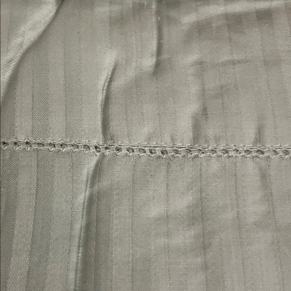 Imperial Sage Pillowcases - Luxurious Cotton Sateen